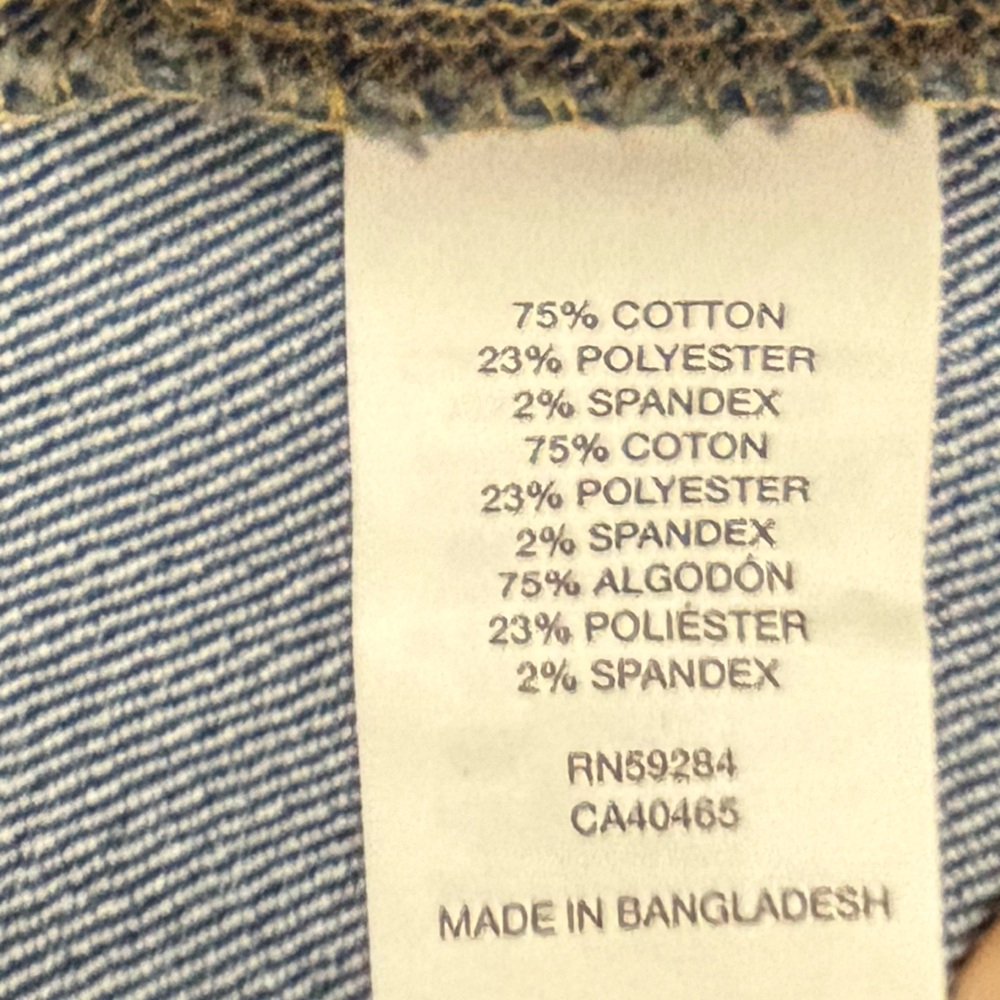 Denim Jacket with‎ Button Closure - Picture 5 of 5